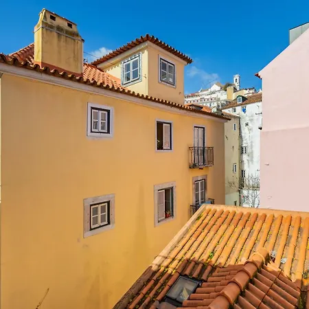 Alfama Fado * Bicas